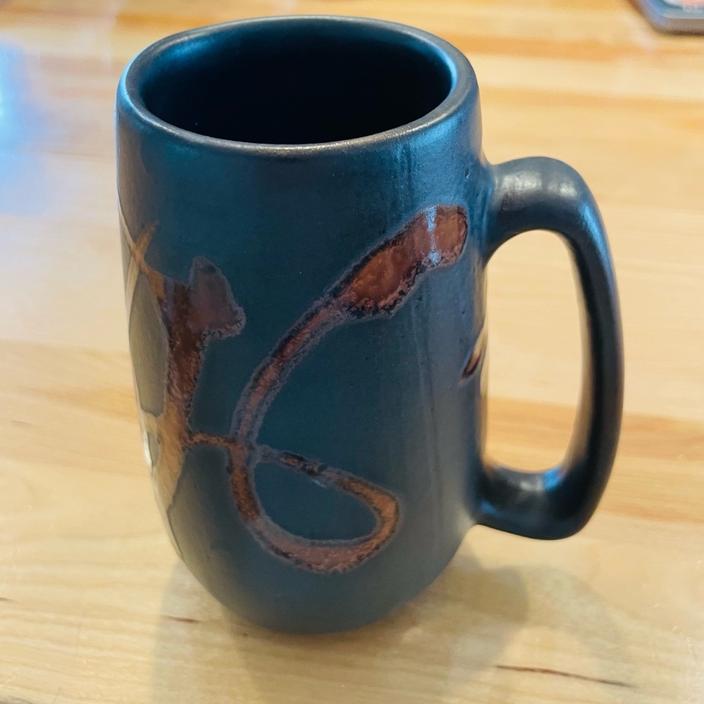 Laurentian handcrafted pottery Mug with Artistic Design marked Quebec